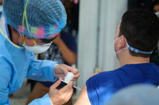 Secretaría de Salud supera meta de vacunación contra Covid-19