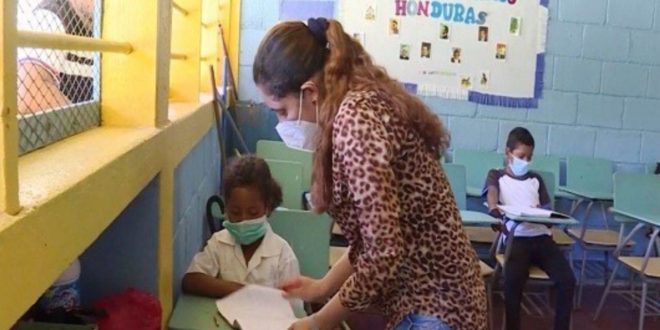 Unos 18 mil estudiantes hondureños regresarán a las aulas