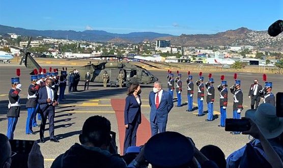 Kamala Harris llega a Honduras a toma de posesión de Xiomara Castro