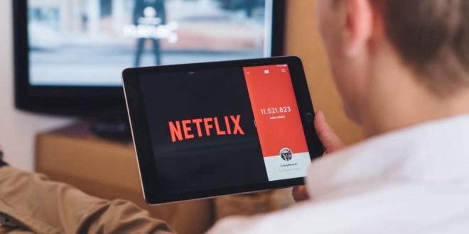Netflix quiere prohibir compartir cuentas a quienes no viven en mismo hogar