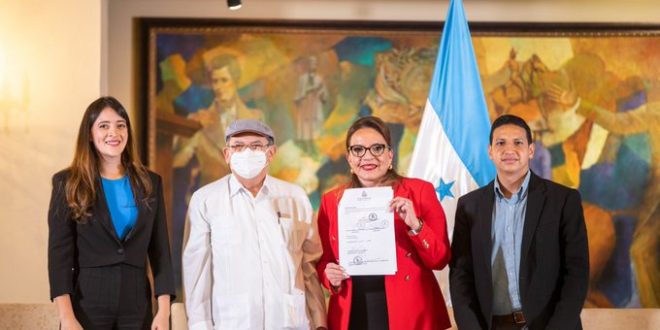 Presidenta Castro sanciona proyectos que derogan las criminales ZEDE