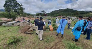 Exhuman cadáver de indígena Lenca asesinado en Honduras