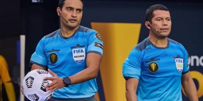 Árbitros hondureños Said Martínez y Walter López pitarán en el Mundial Qatar 2022