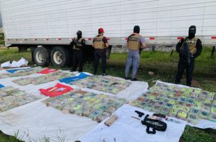 Policía hondureña decomisa 312 paquetes de cocaína en Comayagua