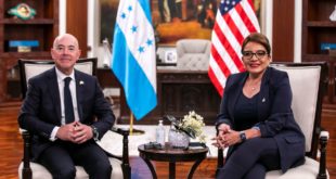 Presidenta Xiomara Castro recibe al Secretario del Departamento de Seguridad Nacional de EE.UU.