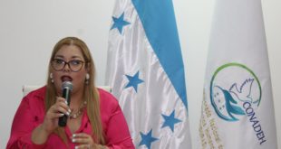 Ombudsman exige que investiguen policías hondureños que extorsionan a migrantes