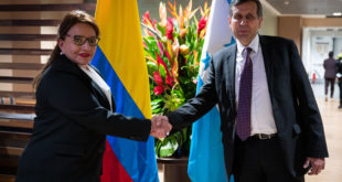 Presidenta de Honduras, Xiomara Castro, llega a Colombia para posesión de Petro