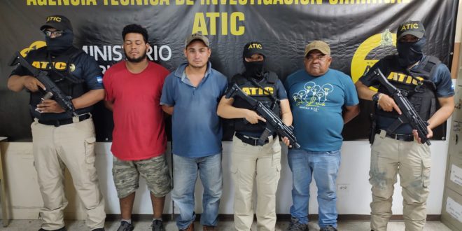 Condenan a hondureños a 4 años de prisión y multa de L 3.4 millones por contrabando de verduras