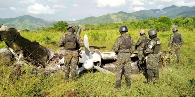 Como siempre, hallan narcoavioneta destruida sin detenidos en Honduras