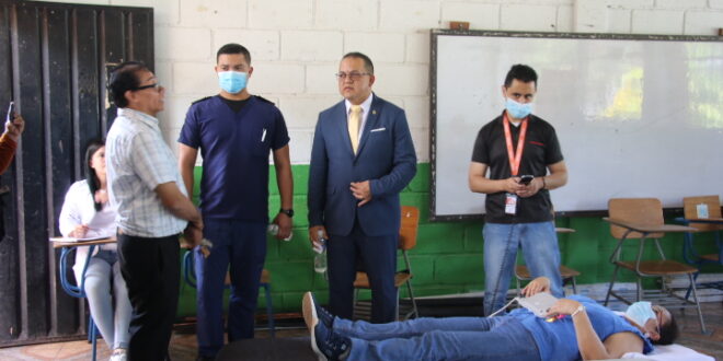 Secretaría de Seguridad realiza brigada médica en instituto capitalino