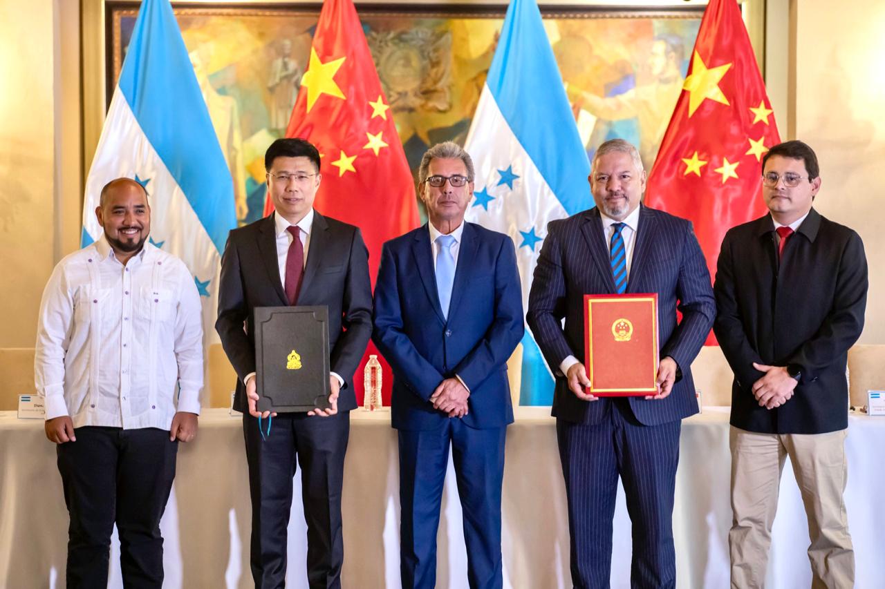 Honduras y China firman convenio por L6,800 millones para mejorar la ...